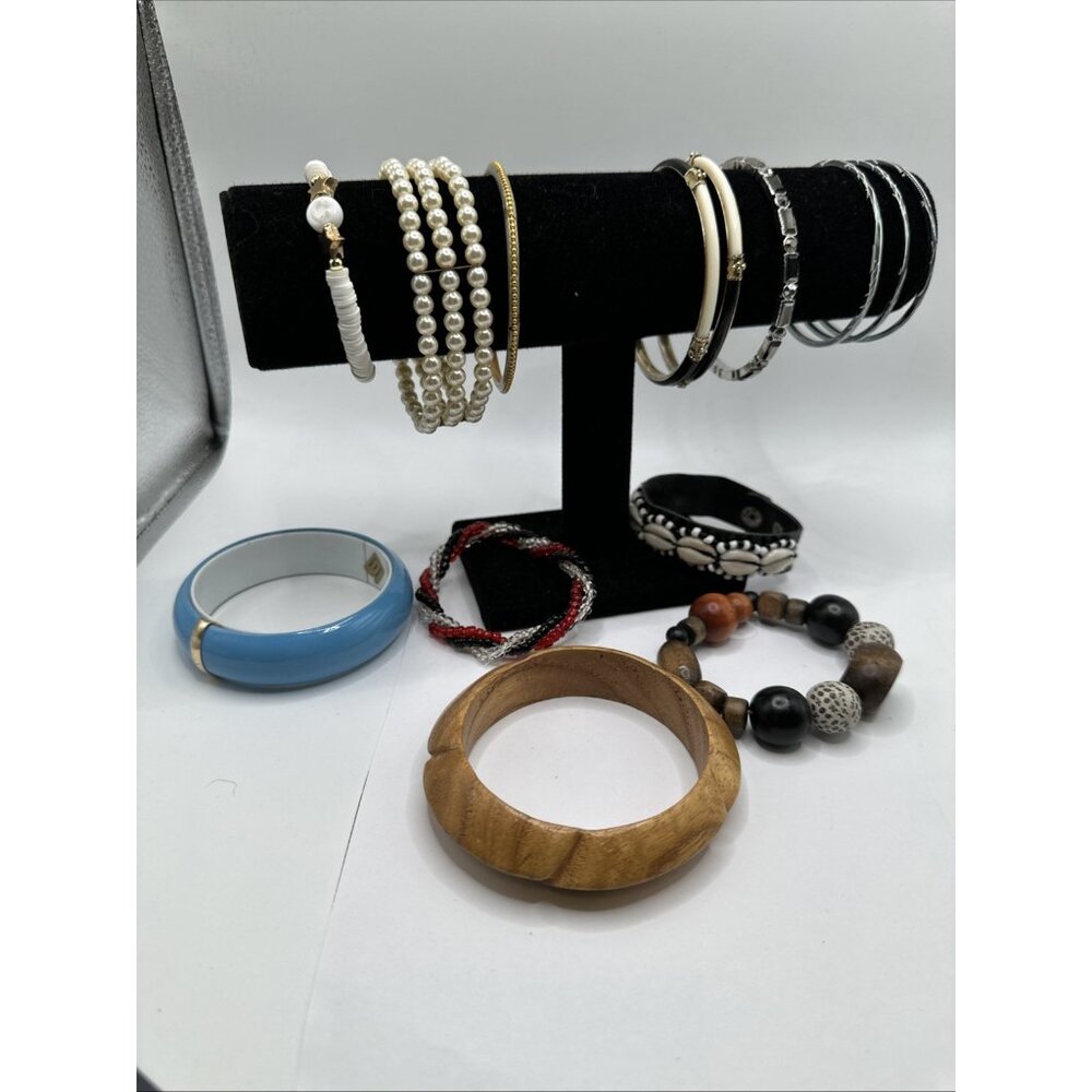 Mixed Lot 14 Bracelets Wood Faux Pearl Shell Plastic Leather Gold Silver Tone